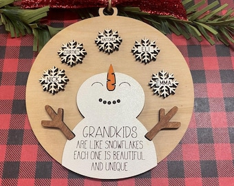 Personalized Grandparents Christmas Ornament: Snowflakes & Grandkids