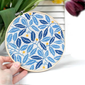 Modern cross stitch flowers Floral hoop art Wall decor cross stitch Finished cross stitch modern embroidery hoop art image 6