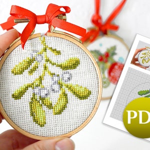 Patrón de punto de cruz navideño fácil en pdf Muérdago en punto de cruz Punto de cruz de año nuevo para principiantes Adorno de punto de cruz fácil