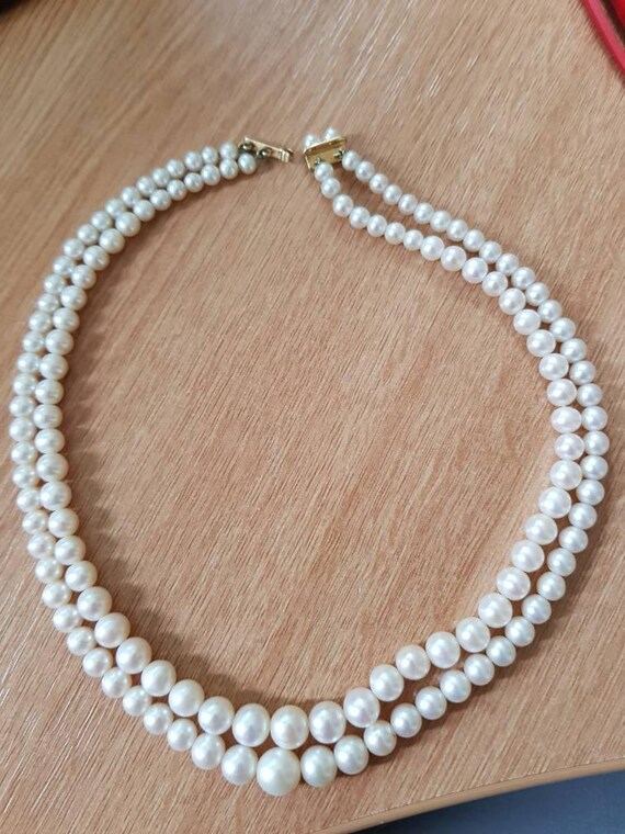 Stunning Audrey Hepburn inspired Pearl Necklace -