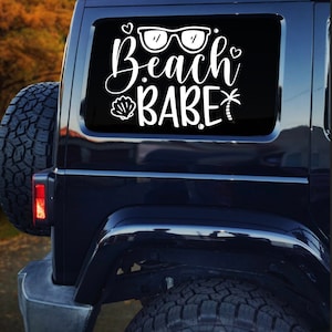 Vinyl autosticker Beach Babe. Premium weerbestendige stickers voor binnen of buiten, waterflesstickers, laptopsticker, spiegel- en raamstickers