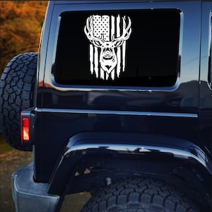 Vinyl auto- en vrachtwagenstickers met Amerikaanse vlag Deerhead. Premium weerbestendige stickers voor binnen of buiten, waterflesstickers, laptopsticker.