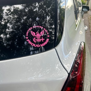 Trotse marinefamilie, trotse vrouw, vader, moeder, broer, zus, oma, opa, tante.  Premium vinyl autostickers, bidon, raamstickers.