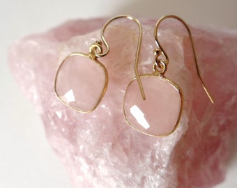 Boucles d'oreilles quartz rose plaqué or