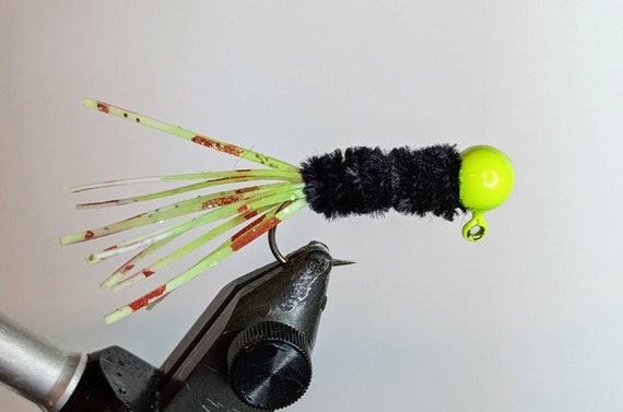 Chartreuse Crappie/Bass jig 5 per pack 4 sizes 2 hook styles available