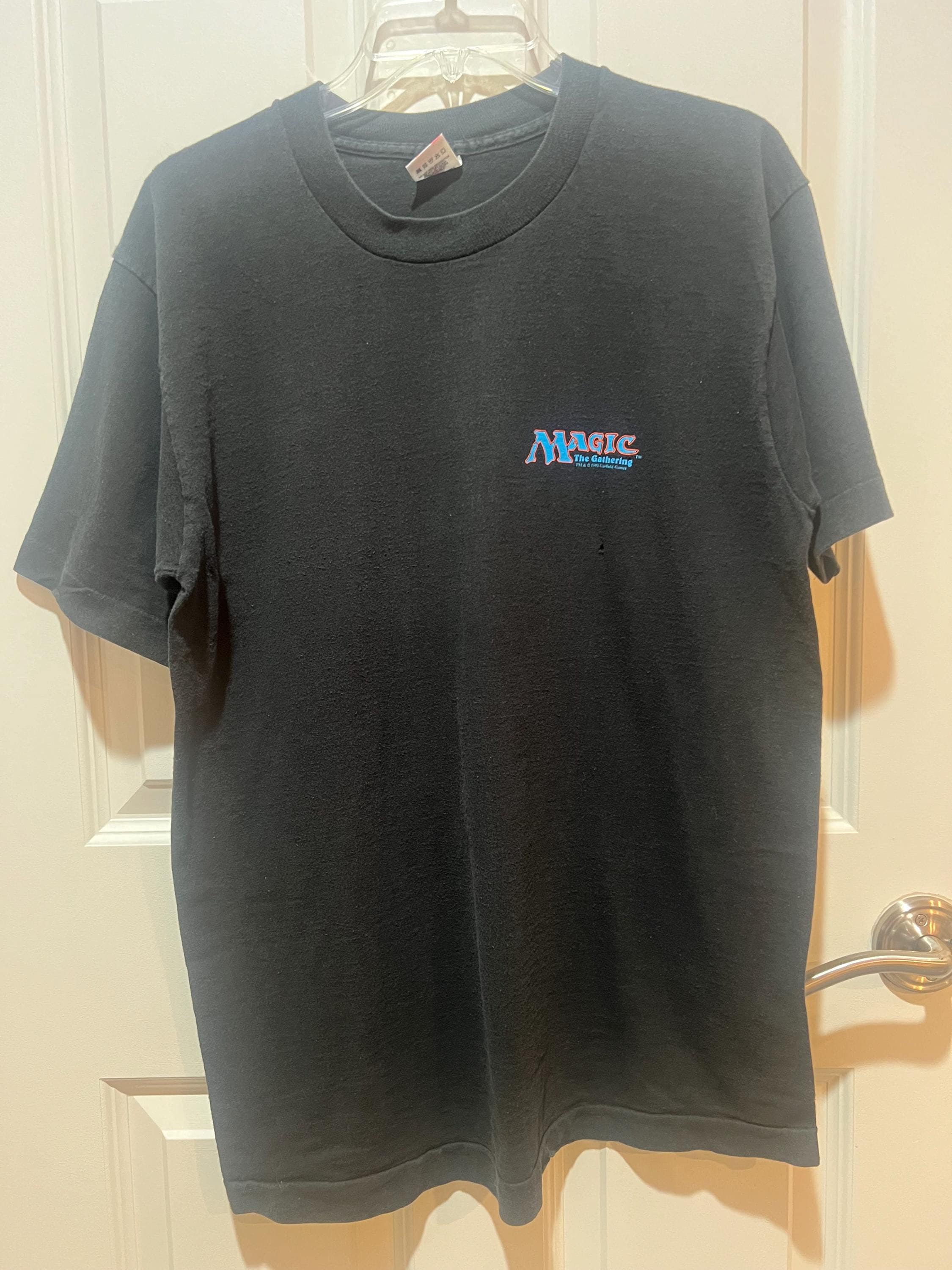 Vintage Magic: the Gathering Wizards of the Coast 1993 Shirt - WIZARDLY RARE