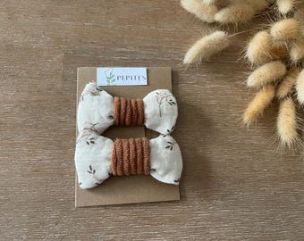 Set of two hair clips, little girl's clips, cotton gauze, velvet