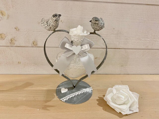 Coeur sur Pied et Ses Oiseaux, Shabby