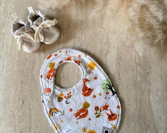 newborn bib, baby bib, foxes