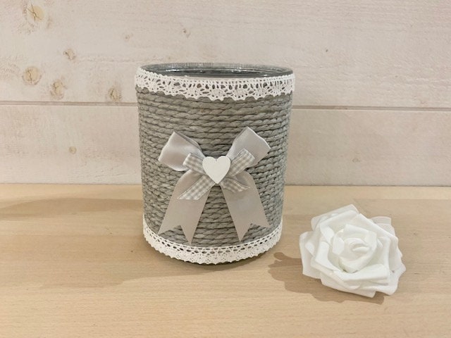 Vase Gris et Blanc, Dentelle, Shabby
