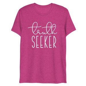 Truth Seekere Short Sleeve T-Shirt