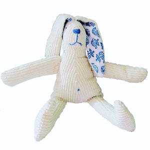 Doudou lapin, jouet, peluche, security blanket, fait-main, naissance, cadeau naissance, bébé, enfant, blanc, bleu image 2