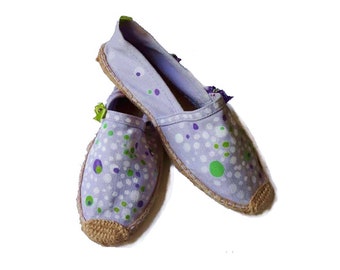 Fête des mères Espadrilles, décorées, peintes à la main, mauve, vert,