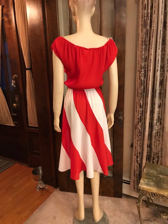 Vintage red and white dress - image 4