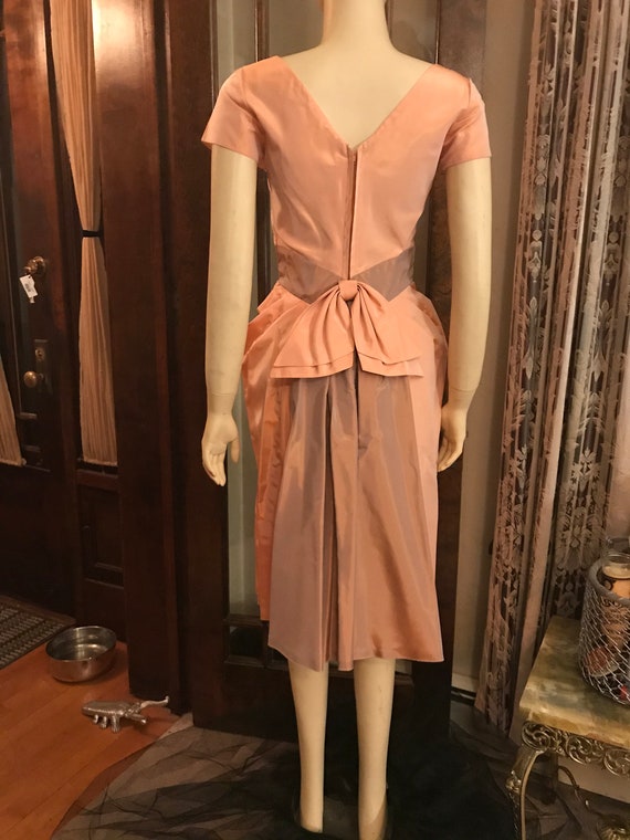 Peachy vintage taffeta dress - image 4