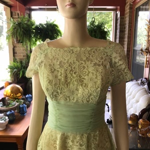 Vintage Lace Dress zdjęcie 1