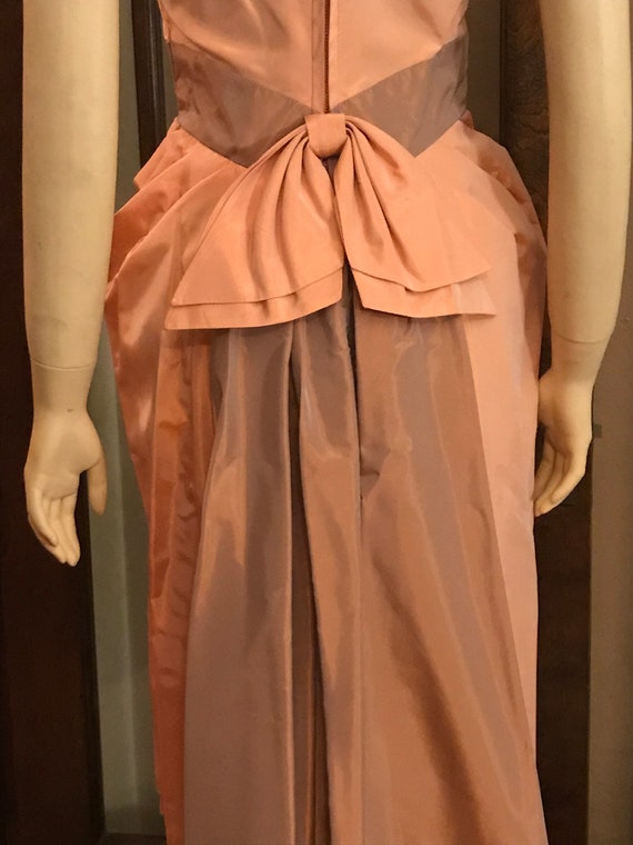Peachy vintage taffeta dress - image 7