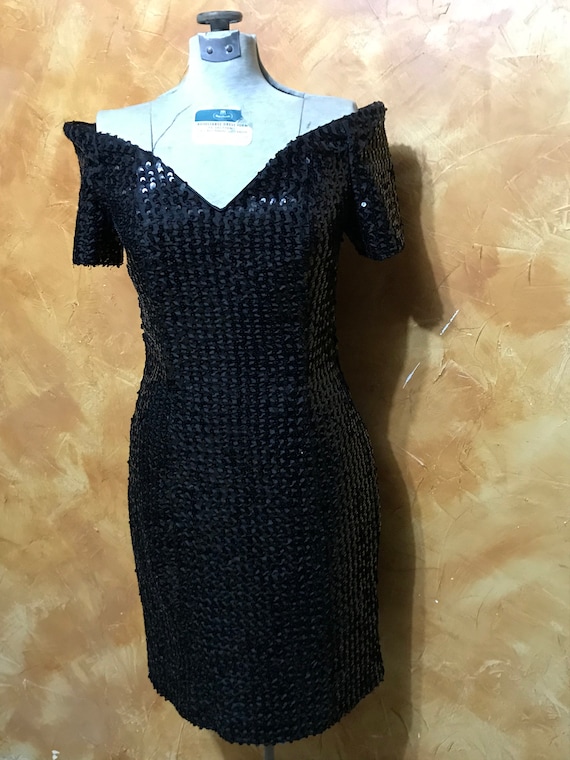 Vintage sequin little black dress. Very vampy!