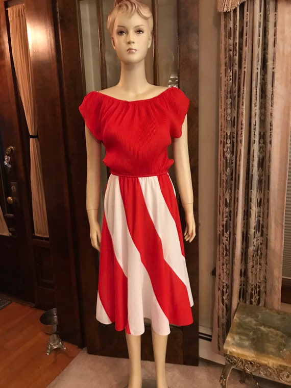 Vintage red and white dress - image 5