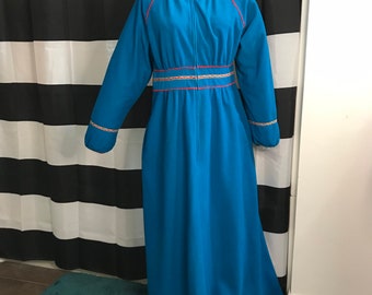Vintage Robe
