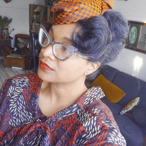 Vintage style pillbox hat, hand made Cocktail hat,  Garden Party Fascinator, Headwear