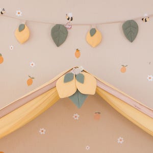 Muslin Lemon Garland–Handmade Nursery Decor | Boho Baby Room Banner | Woodland Theme Kids Room | Baby Shower Gift | Neutral Wall Hanging