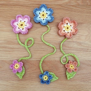 Flower Crochet Bookmark Pattern, Pretty Little Flower Scheepjes Stone Washed Beginner Friendly PDF Pattern, Stem and Leaf Floral Bookmark