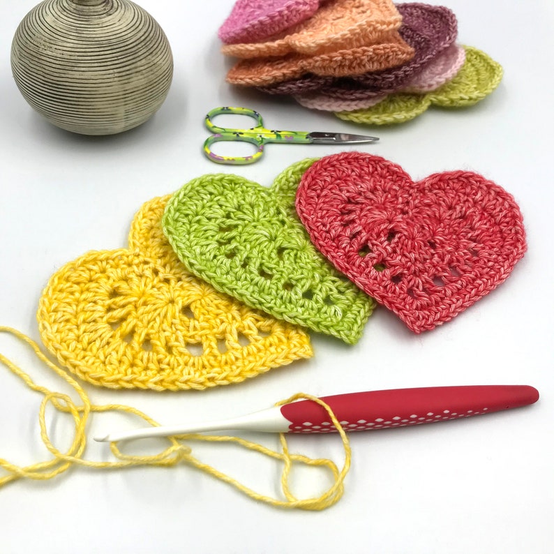 Sweet Little Heart Crochet Pattern, Crochet Heart Applique Embelishment Pattern, Rainbow Baby Hearts Scheepjes Stone Washed Photo Tutorial image 4