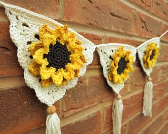 Sunflower Bunting Crochet Pattern, Boho Crochet Tassel Garland, Flower Bunting Photo Tutorial, Camper Wall Hanging PDF Instant Download