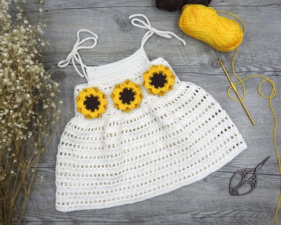 crochet sunflower dress Crochet sunflower dress for babies and toddlers