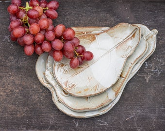 Rustic Leaf Plate - handmade ceramics - leaf ceramics - jewelry dish - wedding favours - pottery snack tray - white Leaf plate