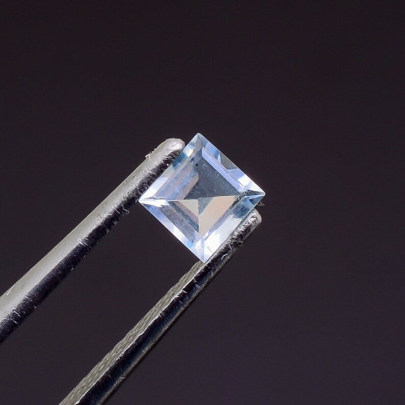 AAA Quality 100/% Natural Aquamarine Square Shape Cut Stone Loose Gemstone For Jewelry 4X3X3 mm 0.4 Ct