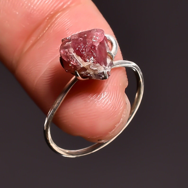 Fantastic Pink Tourmaline Gemstone Ethnic Jewelry 925 Sterling Silver Ring 5 US