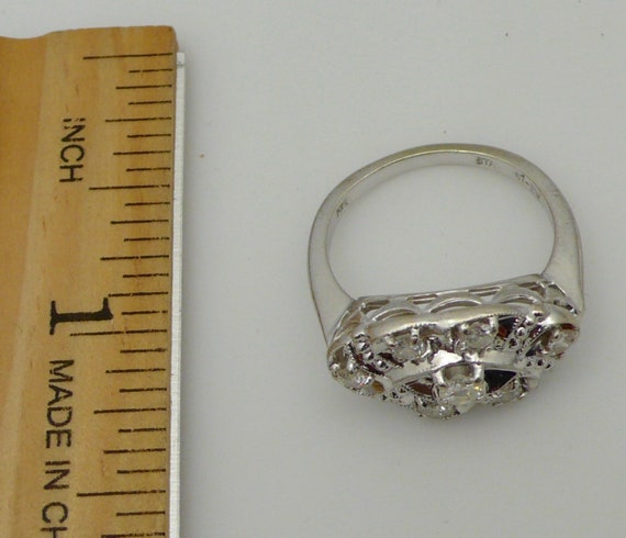 Vintage 14kt White Gold Lady's Diamond "EYE" Ring - image 10