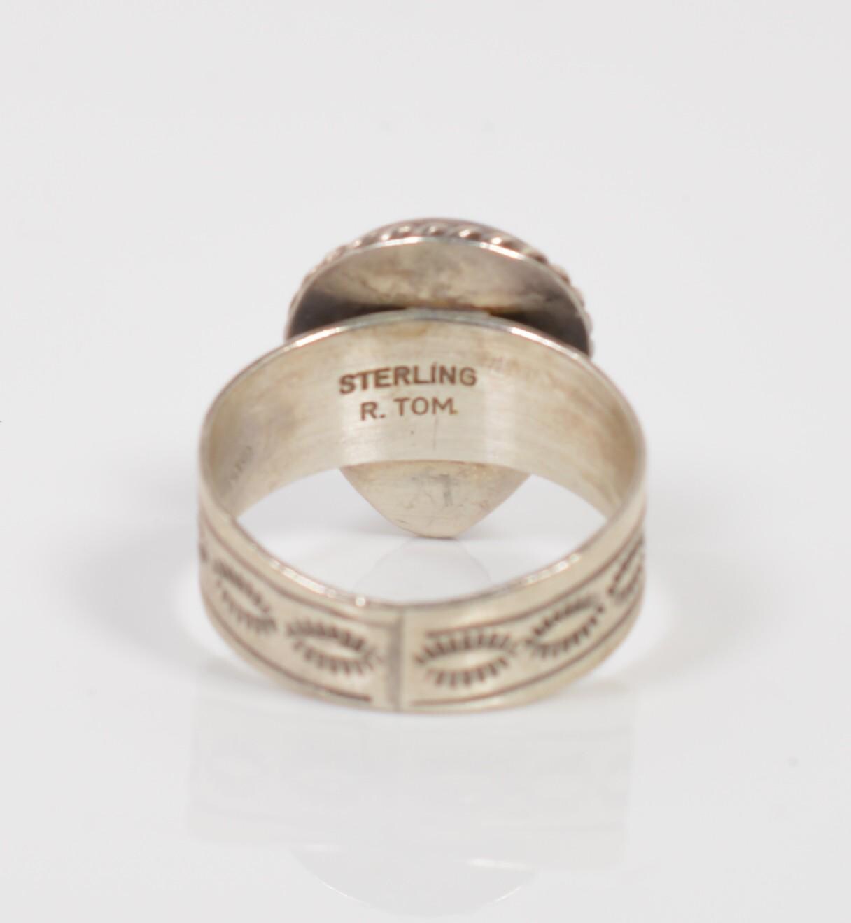 GQ2583◇Navajo : R.TOM STERLING SILVER Vintage Navajo R. Tom Sterling Silver Turquoise Ring | Teardrop