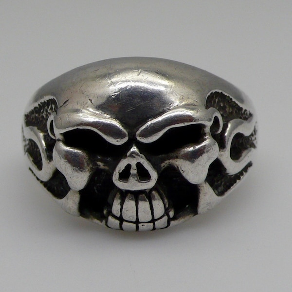 Vintage Men's Flaming Skull Sterling Silver Large Ring Size 14-3/4