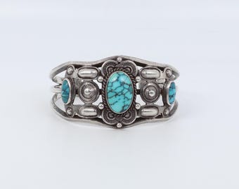 Vintage Navajo R. Tom Sterling Silver Turquoise Ring | Teardrop