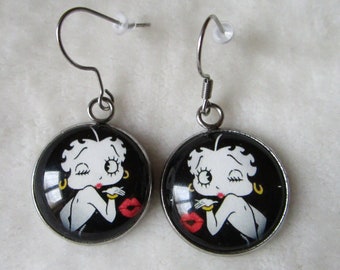 boucles d'oreilles betty boop motif face à face