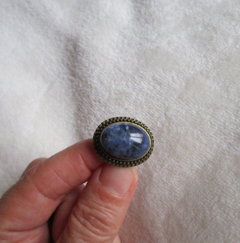 sodalite ring, calming, relaxing, self-confidence image 6