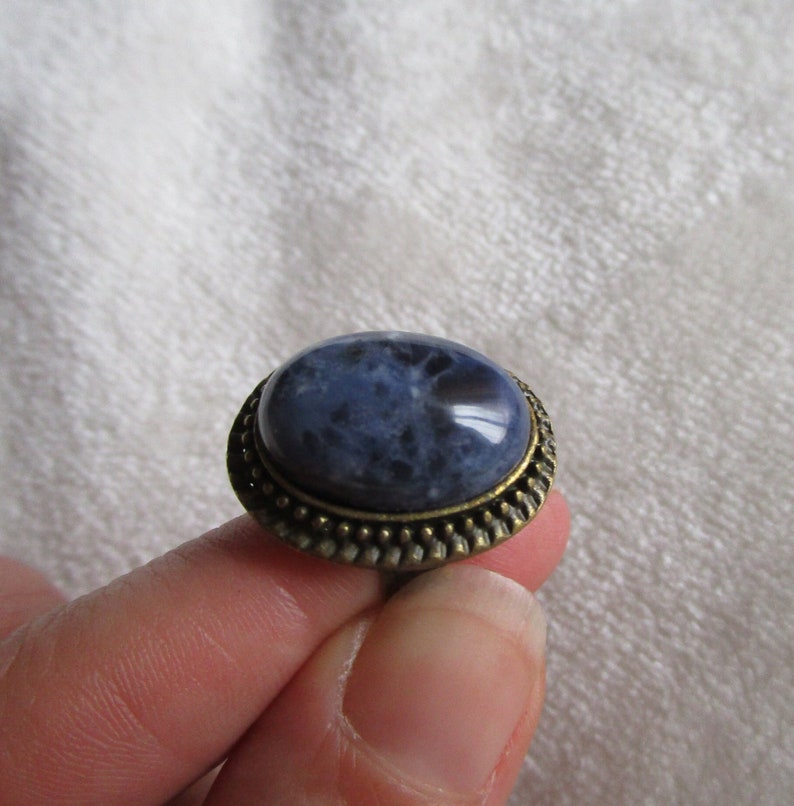 sodalite ring, calming, relaxing, self-confidence image 2