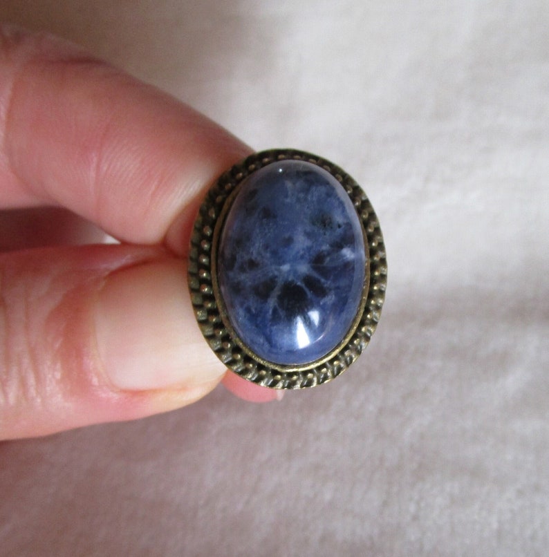 sodalite ring, calming, relaxing, self-confidence image 1