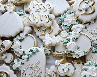 White and Gold Elegant Wedding Cookies