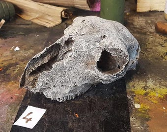 RÉPLICA DE ESPUMA SUAVE postapocalíptica 1:1 Goatskull 20 cm
