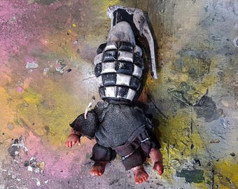 Muñeca de terror post-apocalíptica - Boom Buddy