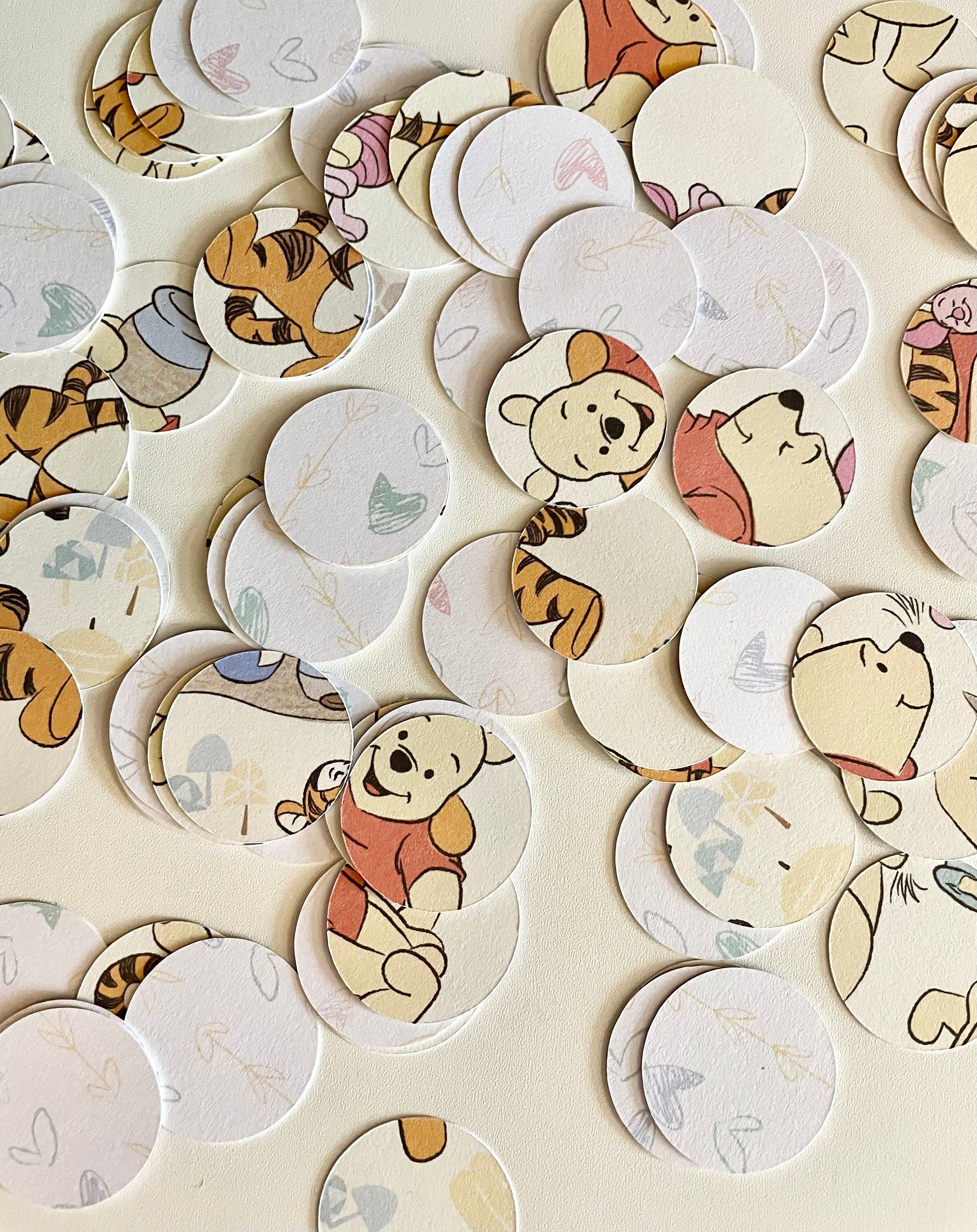 200 Winnie the Pooh with Tigger and Piglet Confetti Scatter