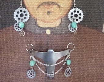 Women's jewelry. Zero waste. Pendant and earrings set, watch cogs, turquoise beads and chain. Upcycling. Recycled jewelry