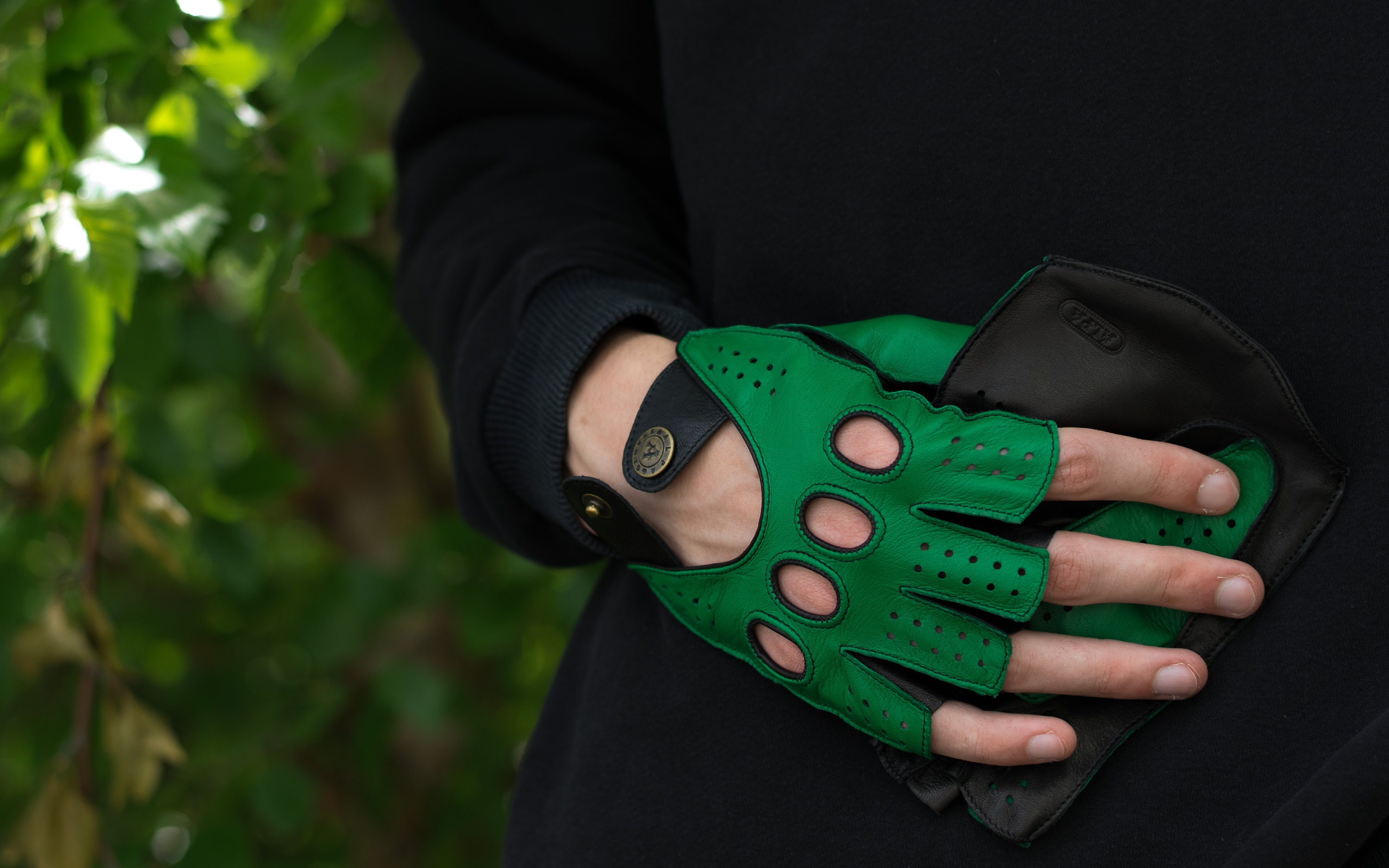 Men's FINGERLESS Gloves GREEN-BLACK Hairsheep Leather 