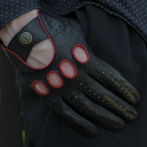 Men&#39;s DRIVING Gloves - BLACK(red) - hairsheep leather