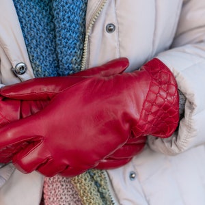 Women's Gloves - RED - wool lined - hairsheep leather