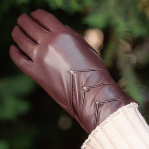 Women&#39;s Gloves - BROWN - silk lined - hairsheep leather